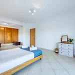 Casa Verdeira Raposeira (Faro)