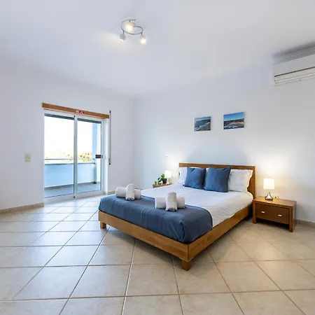 Feriehus Casa Verdeira Raposeira (Faro)